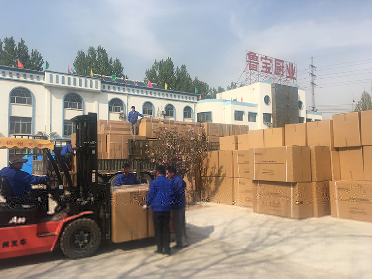 生產部門發貨忙，加班加點為市場